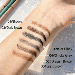 High-density spoolie brush on the end of the Maxine brow pencilHigh-density spoolie brush on the end of the Maxine brow pencil